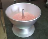 A picture of step 5 of Rose Butter Cake.