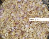 Foto langkah ke 4 dari resep Bawang Goreng Garing Girang.
