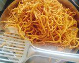 A picture of step 10 of Tomato sev (khasta tamatra namkeen sev).