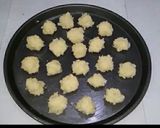 A picture of step 4 of Coconut Macaroons.