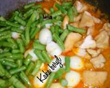 Foto langkah ke 4 dari resep Gulai KTT | Kacang panjang Tahu Telur puyuh.