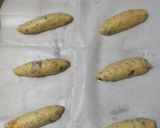 Foto langkah ke 6 dari resep Raisin Chia Soft Sourdough (Sweet Stiff Starter).