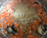A picture of step 4 of Eat Clean/ Chicken, Mushroom, and Carrot Oatmeal Porridge.