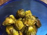 Repollitos de Bruselas con salsa blanca