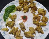 A picture of step 3 of Green chilli onion fritters.