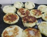A picture of step 2 of Aloo shote(ragda patties).