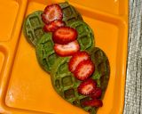 Foto del paso 3 de la receta: Waffles de espinaca 💚🍓