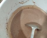 عکس مرحله 2 از دستور کیک لیوانی بدون فر