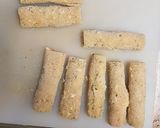 Foto del paso 2 de la receta Canutillos de embutido con tomate seco y hierbabuena