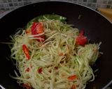 Foto langkah ke 3 dari resep Tumis Labu Siam Praktis.