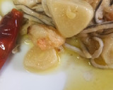 Foto del paso 2 de la receta: Gambas peladas con anguriñas