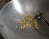 Foto langkah ke 3 dari resep Tumis pakcoy tauge.