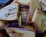 A picture of step 1 of Eggplant with Black Vinegar.