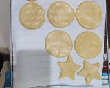 Foto langkah ke 6 dari resep Sugar Cookie (Resep Preppy Kitchen) untuk Icing Sugar Cookie.