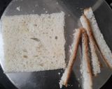 A picture of step 1 of Bread ice cream.