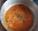 A picture of step 5 of Shahi Gatta Curry.