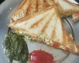 A picture of step 5 of Paneer sandwich.
