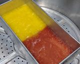 Foto langkah ke 5 dari resep Cenil Singkong Warna-Warni.
