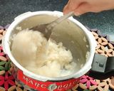 A picture of step 3 of Hotel style curd rice.