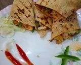 A picture of step 7 of Chapati roll with less oil.
