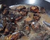 Foto langkah ke 3 dari resep Tongkol Masak Lada Hitam.