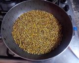 Foto del paso 5 de la receta: Burritos vegetarianos, con salsa de tomate casera