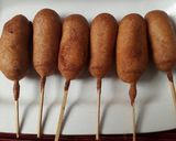 Foto langkah ke 6 dari resep Mini corndog tanpa polenta.
