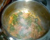 A picture of step 4 of Bhindi 2 pyaza.
