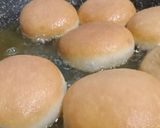 Foto langkah ke 7 dari resep Eggless Donat (tanpa telur).