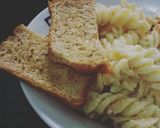 A picture of step 7 of White pasta recipe.
