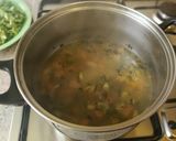 Foto del paso 7 de la receta: Sopa de lechuga con bacon y nata