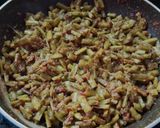 A picture of step 1 of Masala Gwar/Guar ki fhali ki bhaji.