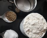 A picture of step 1 of Cheesy pizza sauce paratha.