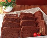 Foto langkah ke 10 dari resep Choco Chiffon Cake.