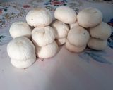 Foto del paso 1 de la receta: Crema de champiñones a la morena