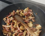 Foto del paso 2 de la receta: Pasta con salsa de trufa y espinacas