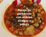 Foto del paso 15 de la receta: Potaje de garbanzos con alubias, acelgas y pringá