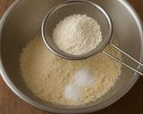 Foto del paso 4 de la receta: Galletas suaves de mango