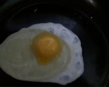 A picture of step 1 of Easter Half Fry Egg.