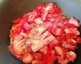 Une image de l'étape 2 de Confiture de fraises et de poivrons rouge épicé au paprika.