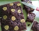 Foto langkah ke 4 dari resep banana choco cake....