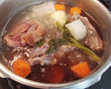 Foto del paso 1 de la receta: Escudella barrejada de Arroz y Fideos amb carn d,olla