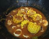 Foto langkah ke 6 dari resep Udang Cumi Saus Padang.