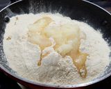 A picture of step 3 of Sugar-Free Moong Dal Ladoos.