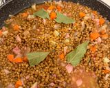 Foto del passaggio 5 della ricetta Cotechino con Lenticchie
