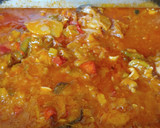 Foto del paso 4 de la receta: Merzluza, con calamar y pisto