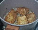 A picture of step 2 of Porkchop with Lemongrass 香茅豬扒飯.