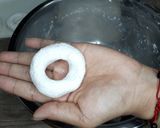 Foto langkah ke 2 dari resep Kolong kolong kue getas ketan putih.