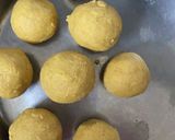 A picture of step 5 of Besan laddoo/ sattu.