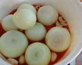Foto del paso 3 de la receta: 157.🧅 Cebollas en escabeche